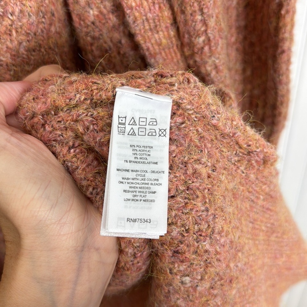 JESSICA SIMPSON Cardigan - Picture 8 of 8
